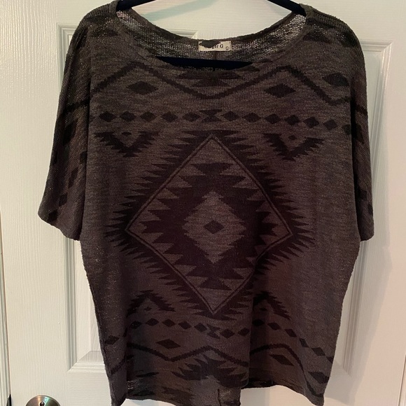 Ginger G Short Sleeve Sweater Top - Picture 1 of 4